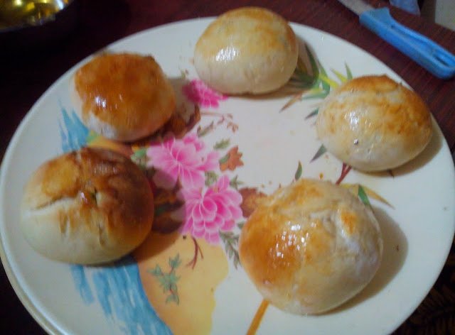 Chicken stuffed buns Chicken stuffed buns