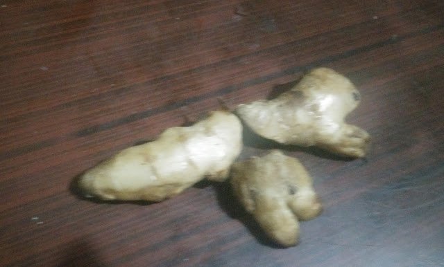 Health Benefits of ginger -  Stimulates Hair Growth