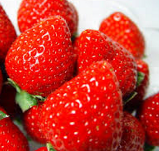 Strawberry Homemade Facial Masks Recipes for Oily Skin Strawberry Homemade Facial Masks Recipes for Oily Skin