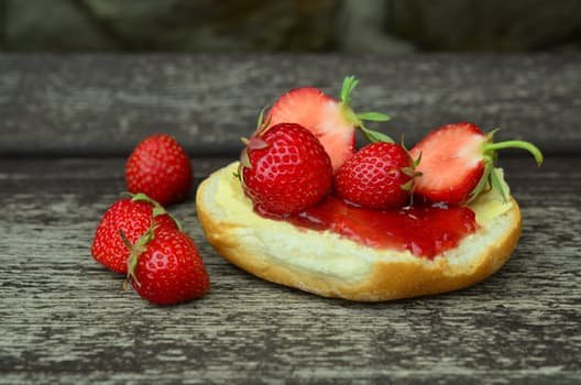 Benefits of strawberry fruit for skin, hair and health Benefits of strawberry fruit for skin, hair and health