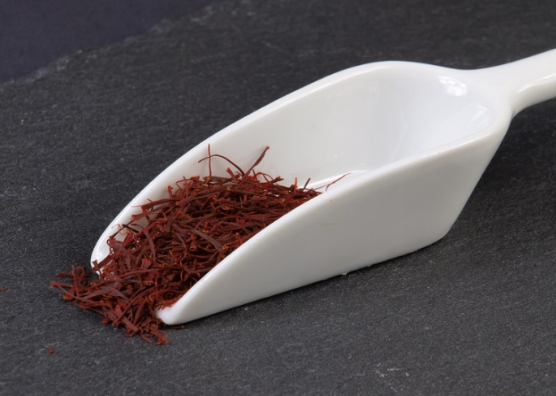 Saffron/Kesar/Zafaran Spice Benefits for Health, Hair, Skin Saffron/Kesar/Zafaran Spice Benefits for Health, Hair, Skin